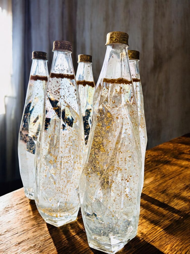 WOW GOLDX's Gold-flakes water